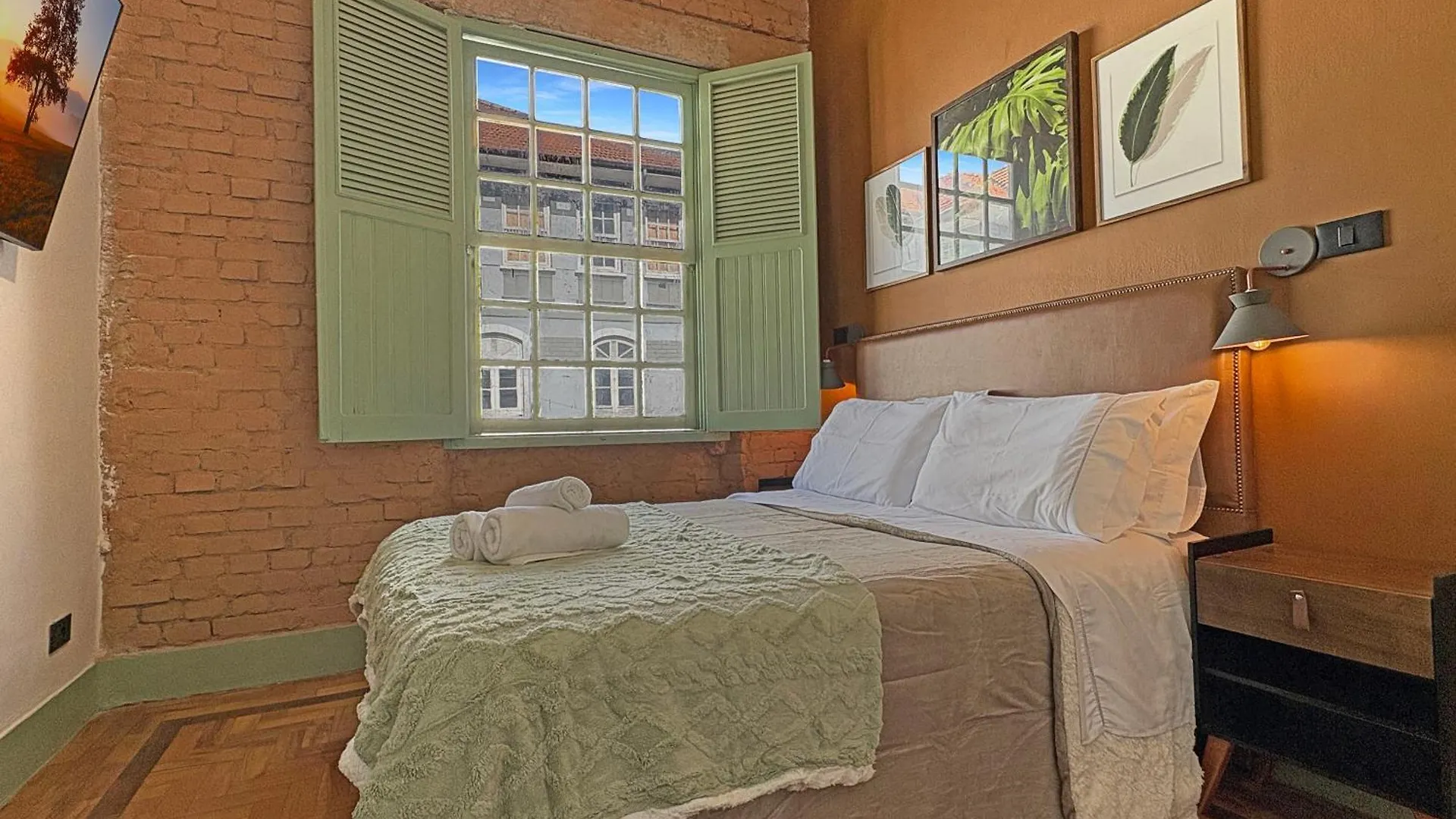 1 Suite 2 Bdrm Comercial Center Wi-Fi Balcony Campos do Jordao Brazil